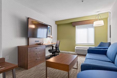 Holiday Inn Express & Suites SURREY by IHG - 78