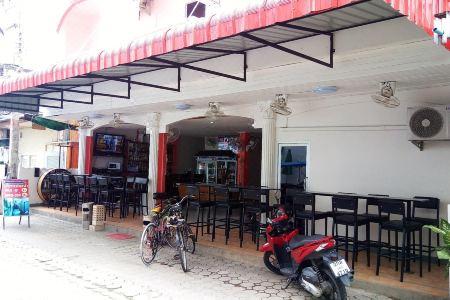 D D Inn Beach Hostel - 12