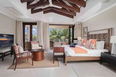 Eden Island Luxury Accommodation - 5