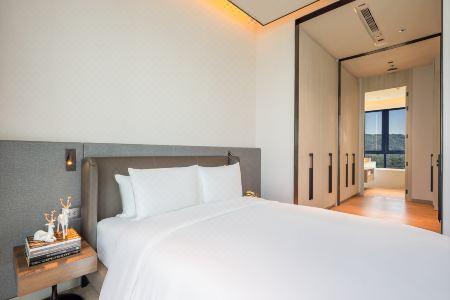 S Sriracha & Residence - 72