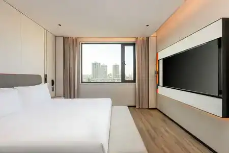 Holiday Inn Express Shanghai North Bund by IHG - 17
