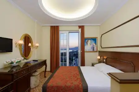 Town Antique Roman Palace - 35