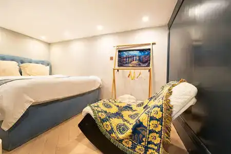 Ling Homestay - 453