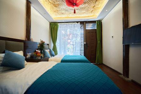 Nest Inn - 87