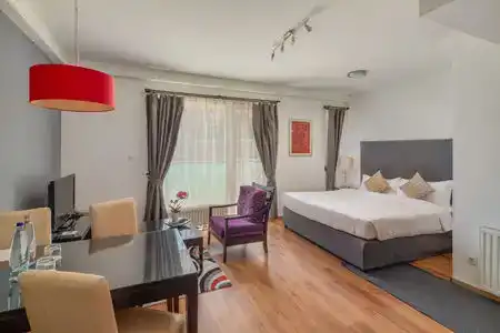 Escala & Suites - 1