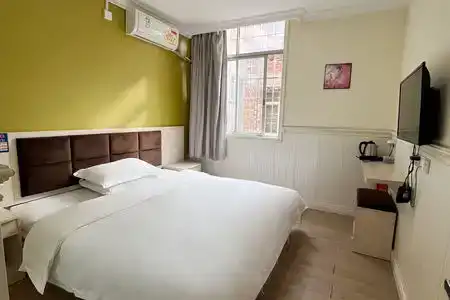 Meet Youth Hostel - 6