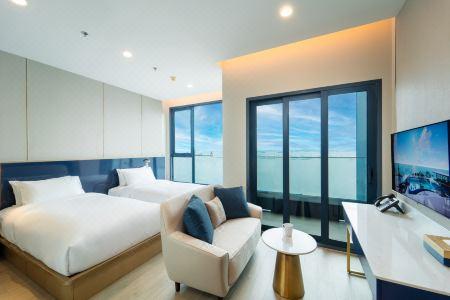 S Sriracha & Residence - 123