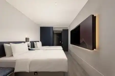 Beijing Qianmen Caishikou Subway Station Residence - 11