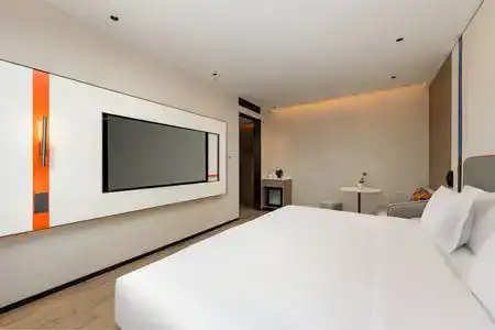 Holiday Inn Express Shanghai North Bund by IHG - 49