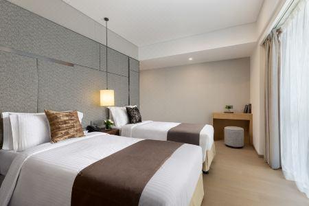 Ascott - 90