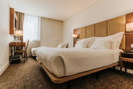 Premium Porto Downtown - 1