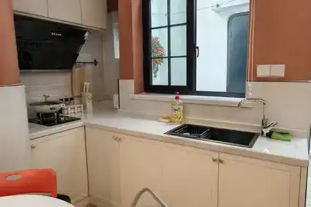 Ling Homestay - 500
