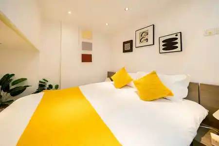 Ling Homestay - 232
