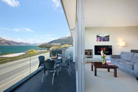 Swiss-Belsuites Pounamu - 65