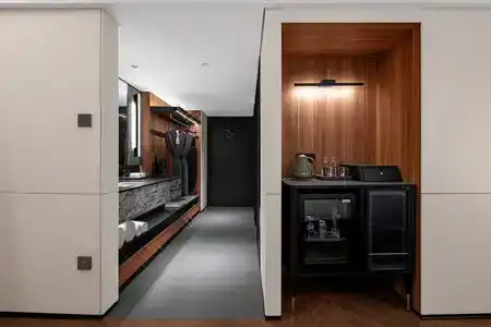 IntercityShenzhen Futian Huaqiang North - 26
