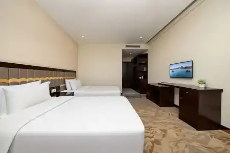 Riverside · Waterfront - 15