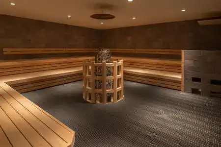 Nara Royal - 3
