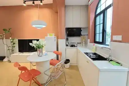 Ling Homestay - 498