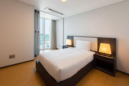 Lct Residence - 74