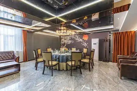 Shanghua Boutique - 10