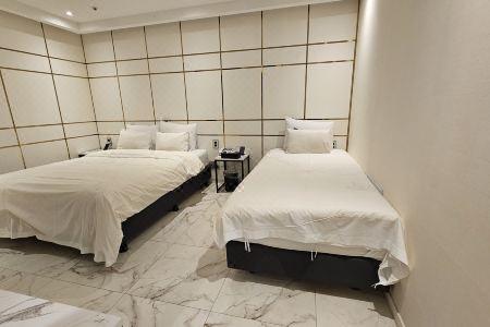 Dongdaemun Signature Tourist - 99