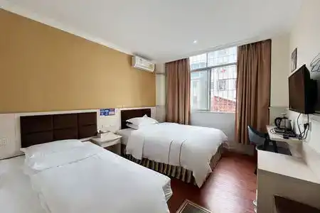 Meet Youth Hostel - 5