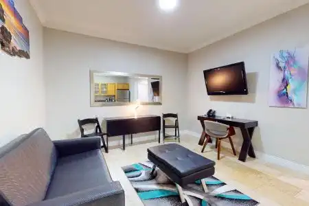 Nuvo Suites - Miami Doral - 83