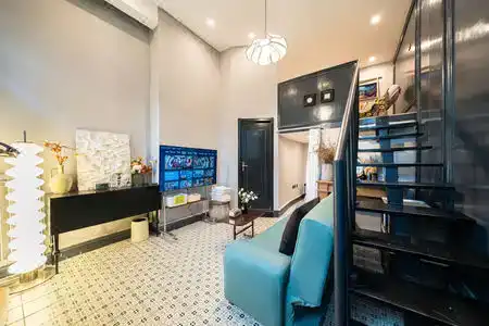 Ling Homestay - 444