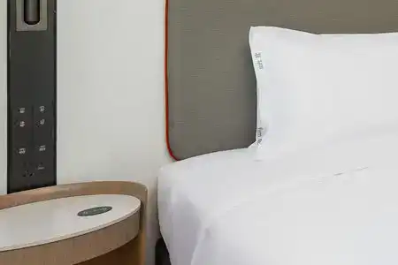 Holiday Inn Express Shanghai North Bund by IHG - 11