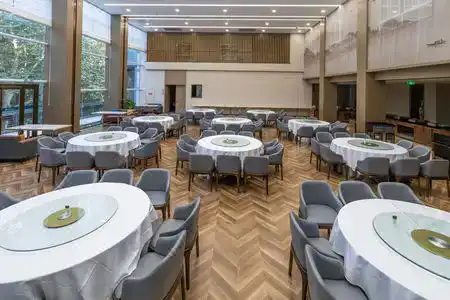 Academic Exchange Center of Central China Normal University - 5