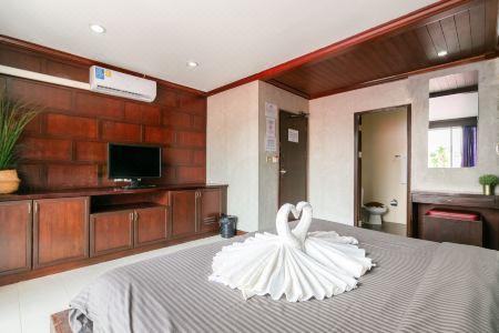 EBS Phuket Hostel - 25