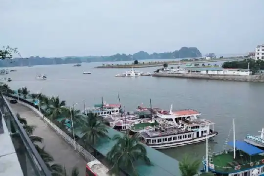 Golden Palm HaLong - 14