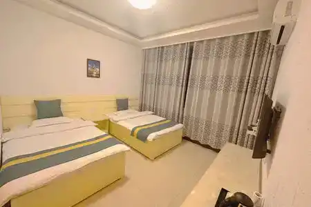 Longxin Youth Hostel - 4