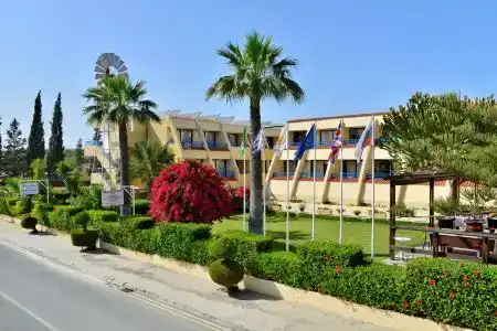 Napa Prince Apts - 0