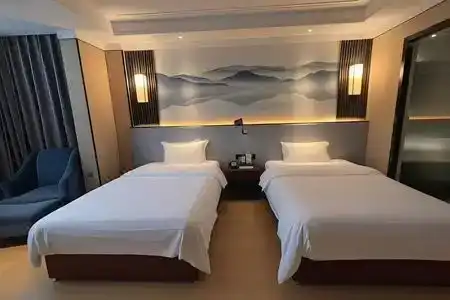 Dongchen Holiday - 50