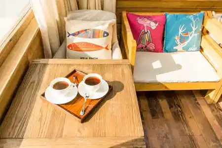 Menghuan Dali Topic Guest House - 77