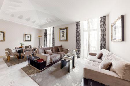 Aleph Rome, Curio Collection by Hilton - 8