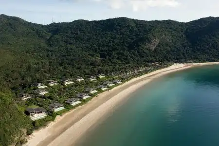 Six Pearl Con Dao - 0