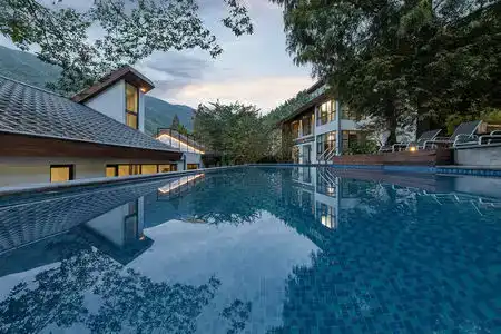 Juesu Hot Spring Hostel - 6