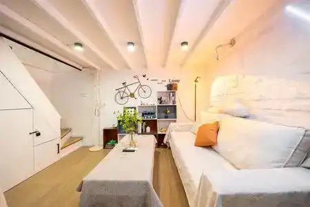 Ling Homestay - 118