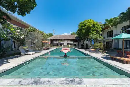 Ozz - Kuta Bali - 0