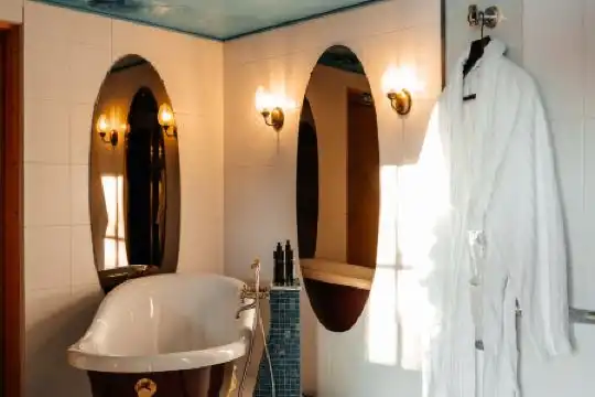 Aurora Queen Resort Igloos - 37