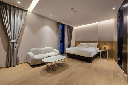 Tria Business & Boutique - 53