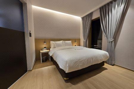 Tria Business & Boutique - 65