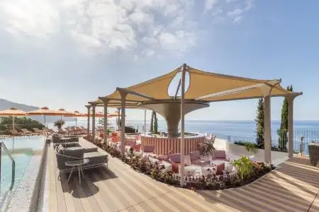 Next - by Savoy Signature - 1