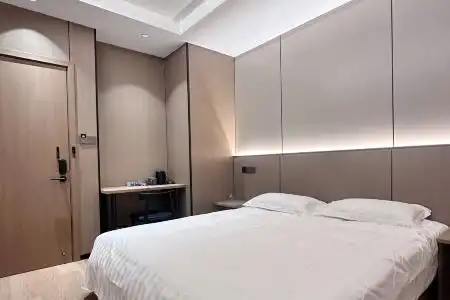 Changshu Junyue Business Inn - 4