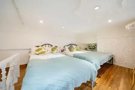Ling Homestay - 219