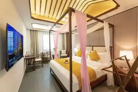 Tongli Cloud House Quadrangle Designer Cinema - 0