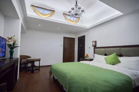 Nest Inn - 96