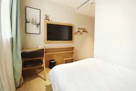 Qianggie Shanghai Hongqiao Tianshan Store Road Branch - 103